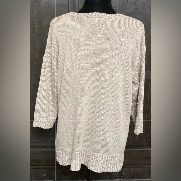 Lane Bryant gray sequence O/S 1/4 sleeves sweater- size large - Picture 3 of 10